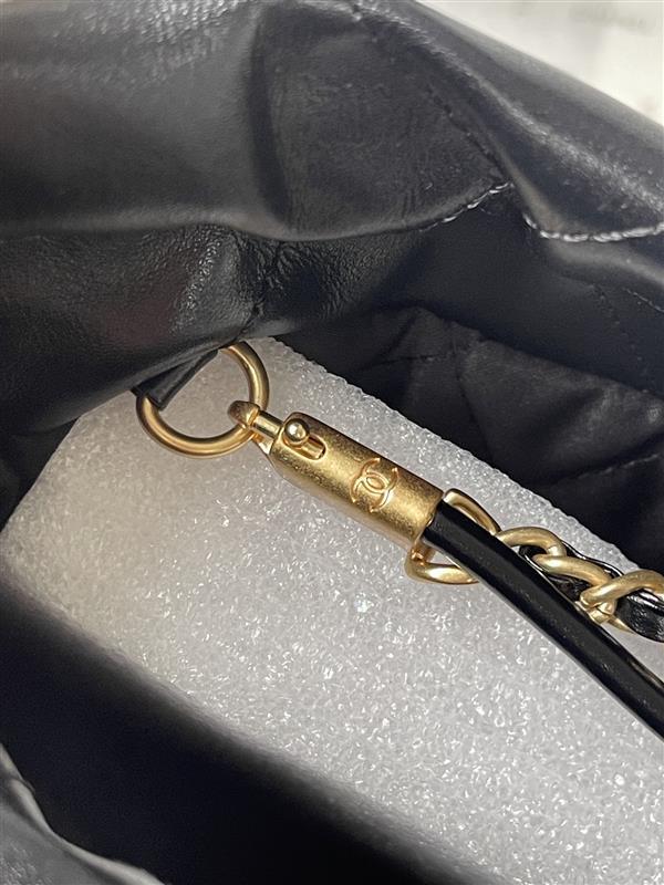 2026127215215325 580